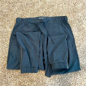 Albion’s Jetsetters in Dark Blue